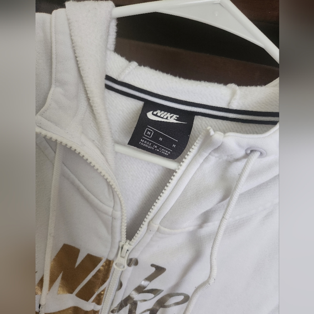 Jacket/ Sweater Bundle - Picture 5 of 5